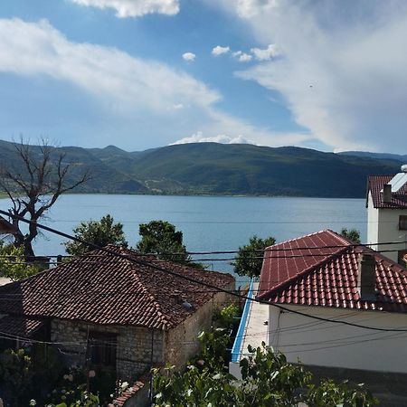 Erteo Guest House Pogradec Exteriér fotografie